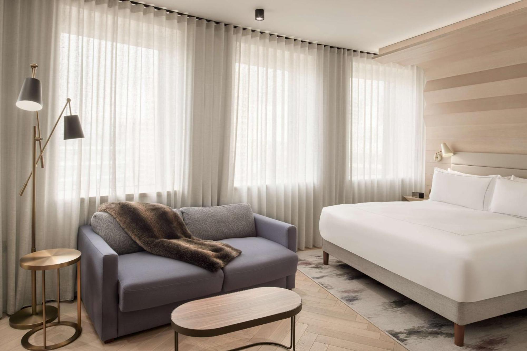 Canopy By Hilton 4* Londen